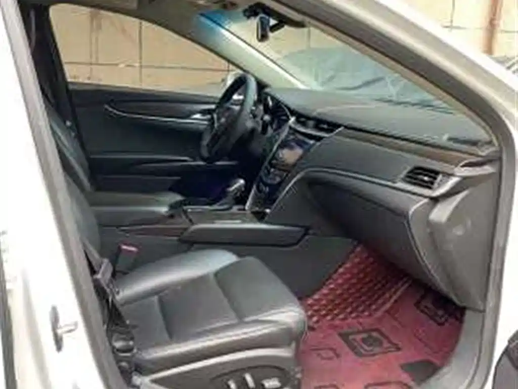 Cadillac XTS 2020 — фото 11