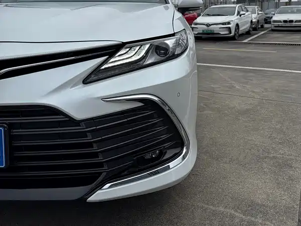 Toyota Camry 2021
