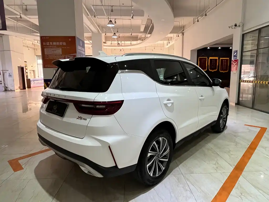 Geely Vision X6 2023 — фото 5