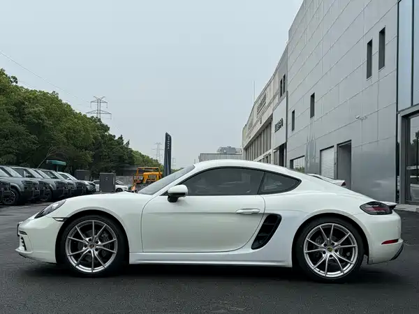 Porsche 718 2020