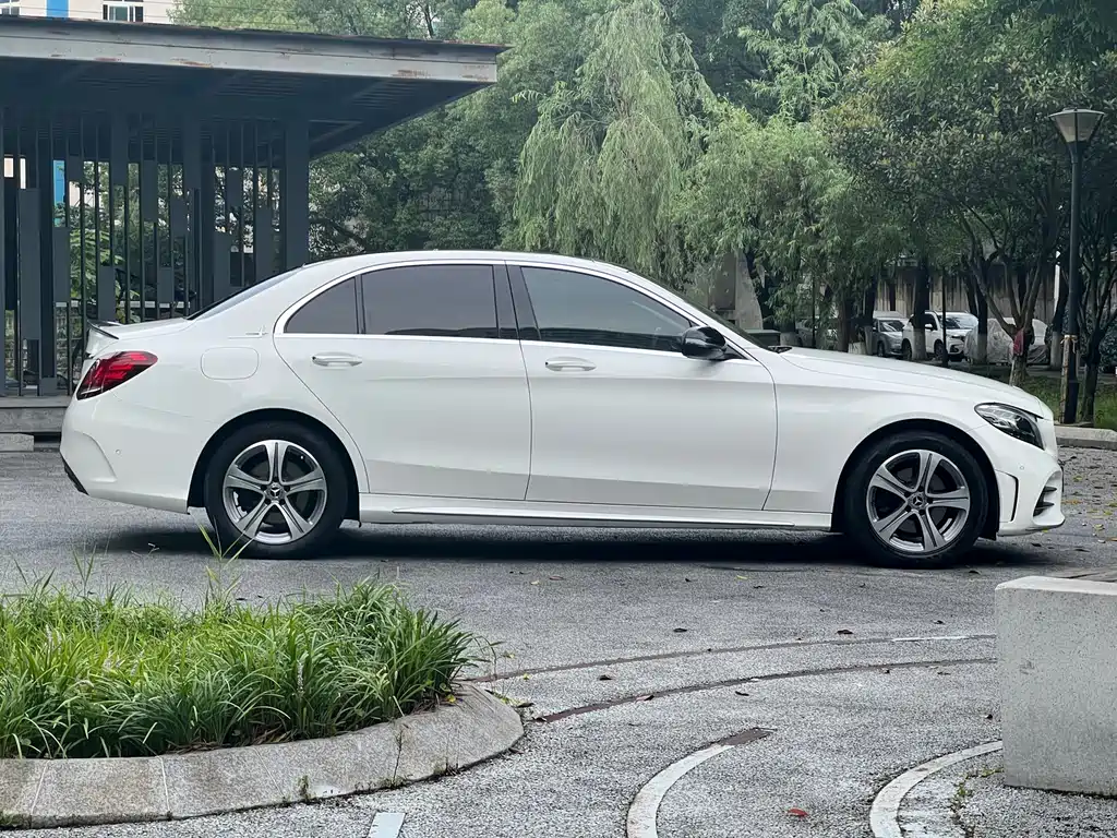 Mercedes-Benz C-Class 2021 — фото 6