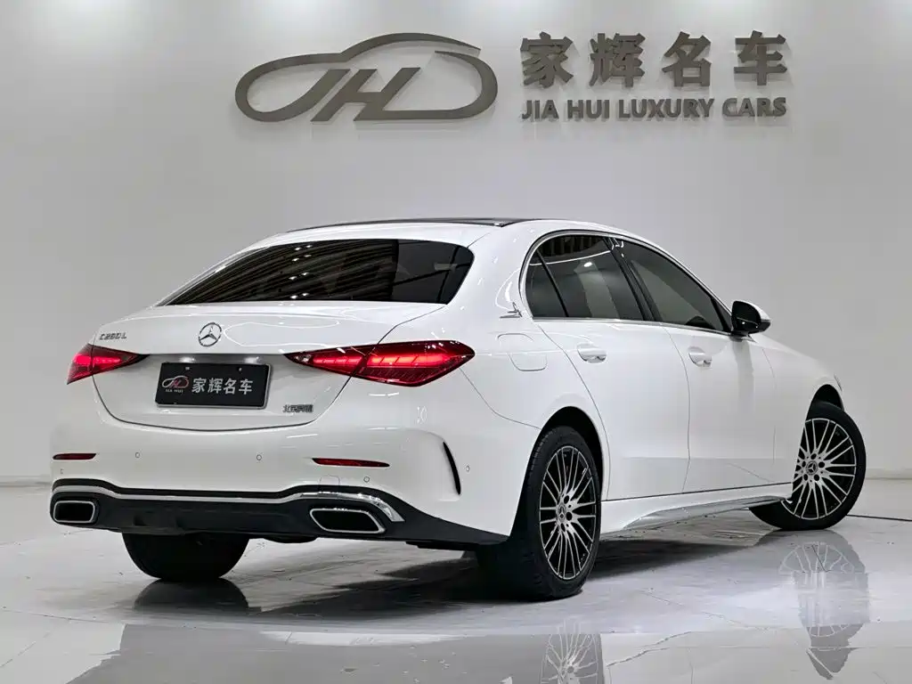 Mercedes-Benz C-Class 2024
