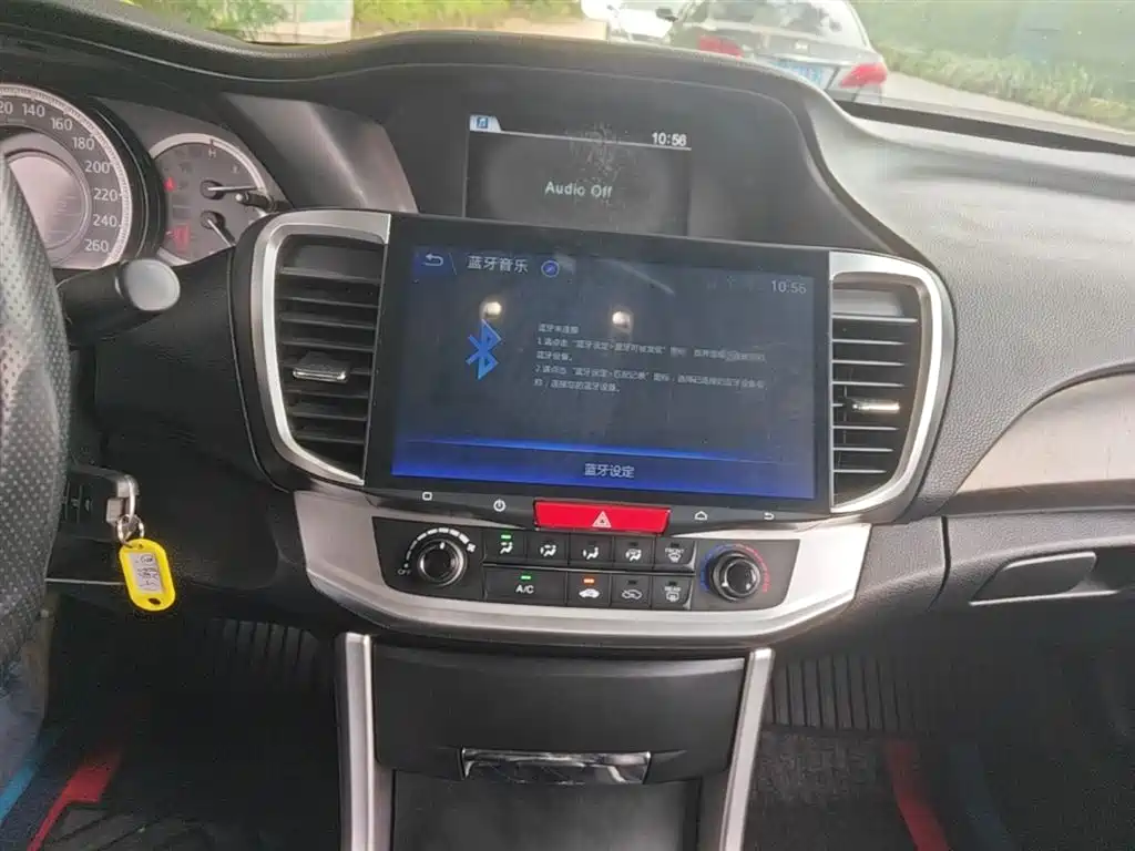 Honda Accord 2015 — фото 13