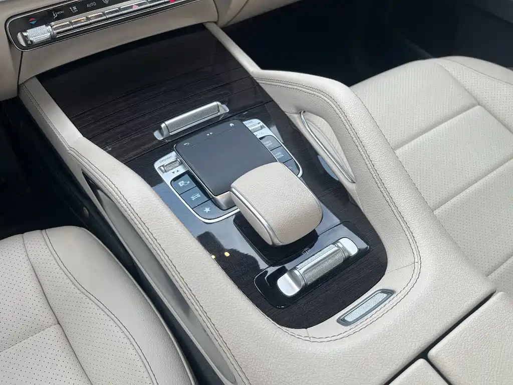 Mercedes-Benz GLE 2019 — фото 15