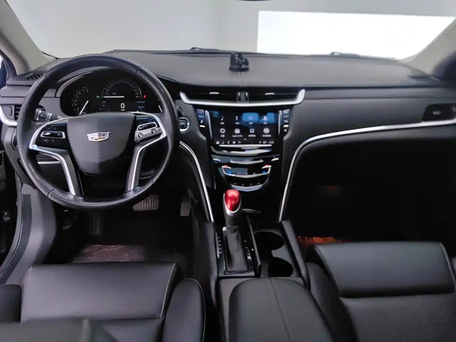 Cadillac XTS 2019 — фото 12