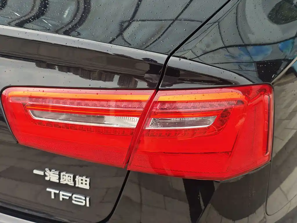 Audi A6L 2015 — фото 10