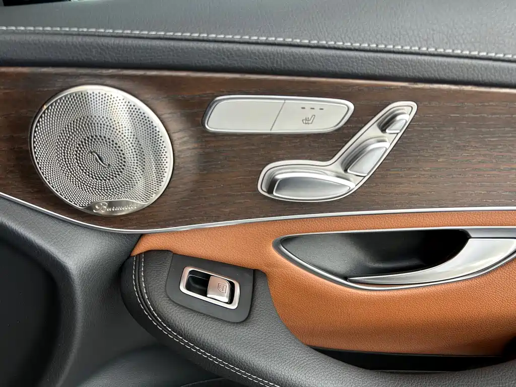 Mercedes-Benz GLC 2021 — фото 25