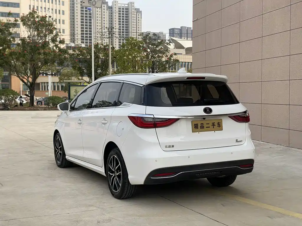BYD Song MAX 2018 — фото 9