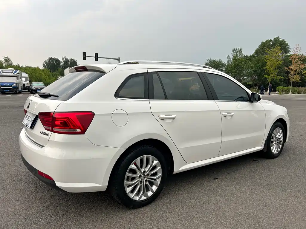 Volkswagen Gran Lavida 2015 — фото 6