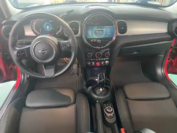MINI MINI 2021