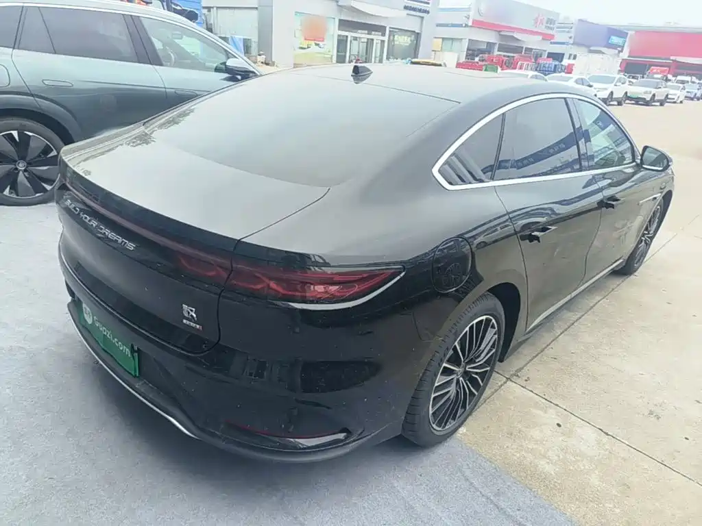 BYD Han 2025