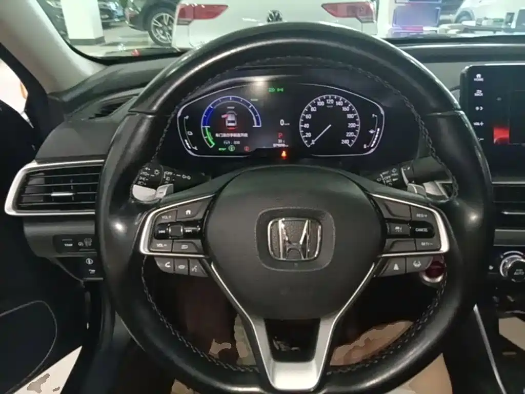 Honda Accord 2022 — фото 11