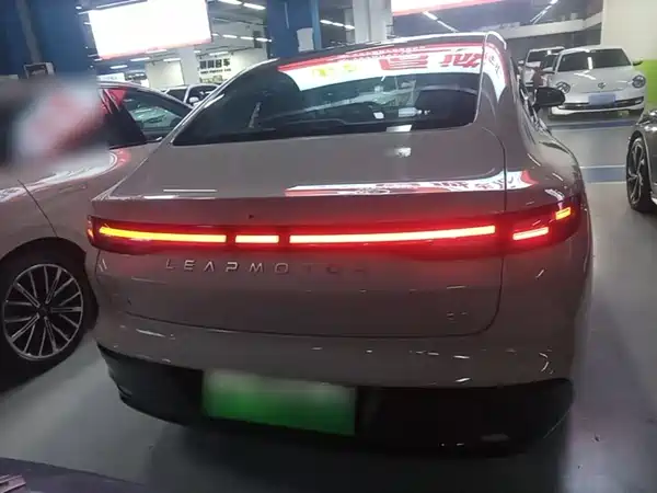 Leapmotor B01 2025