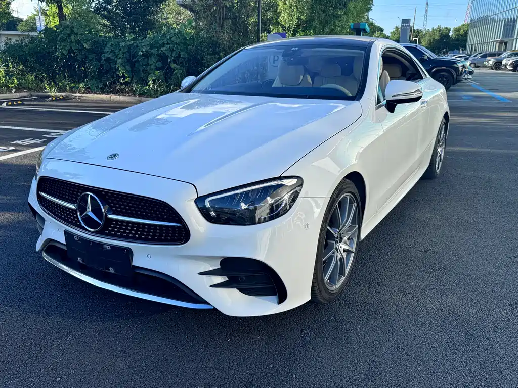 Mercedes-Benz E-Class 2023 — фото 1