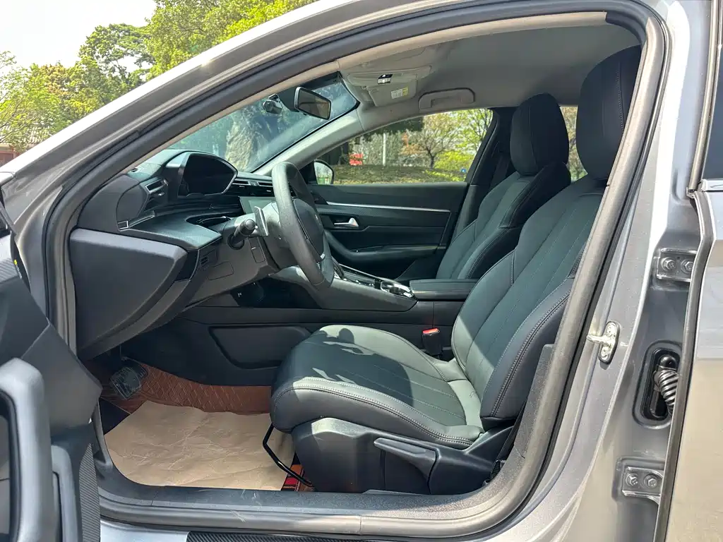 Peugeot 508 2023 — фото 13