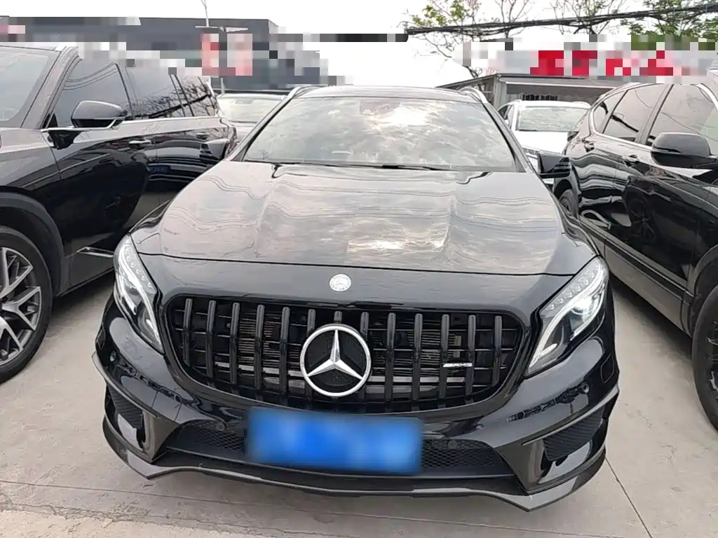Mercedes-Benz GLA AMG 2015 — фото 3