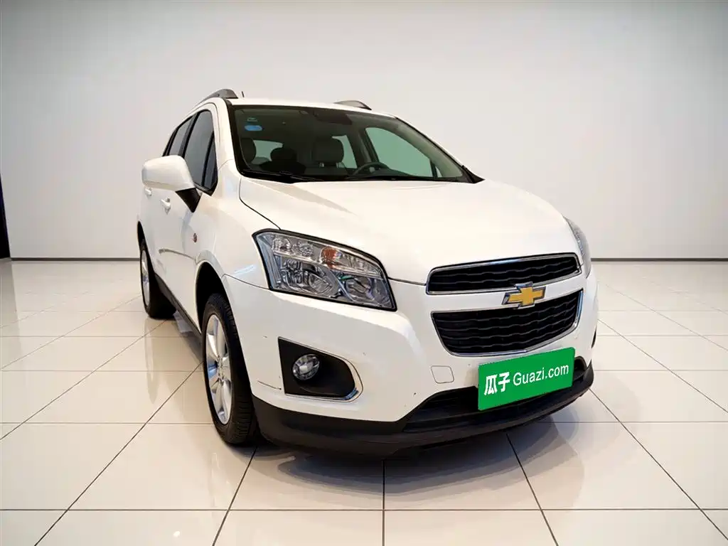 Chevrolet Trax 2015 — фото 3