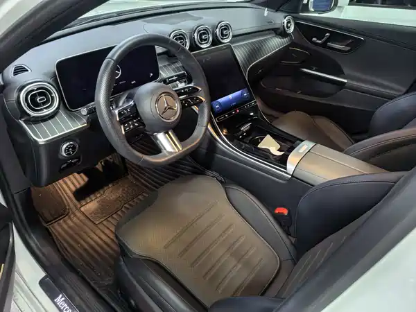 Mercedes-Benz C-Class 2022