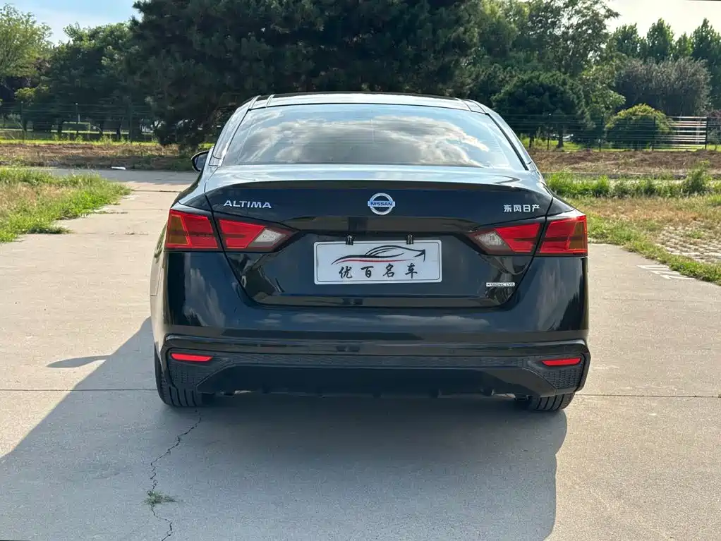 Nissan Teana 2021