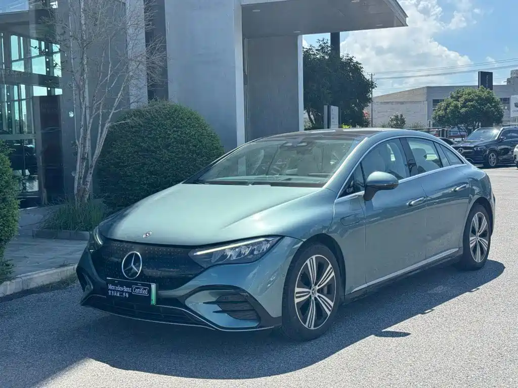 Mercedes-Benz EQE 2024