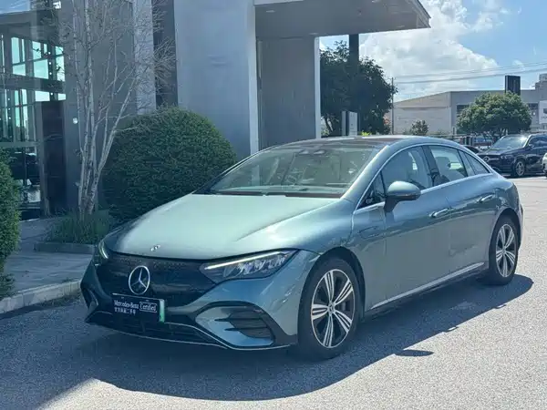 Mercedes-Benz EQE 2024