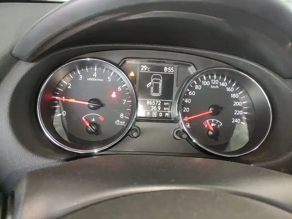 Nissan Qashqai 2015 — фото 12