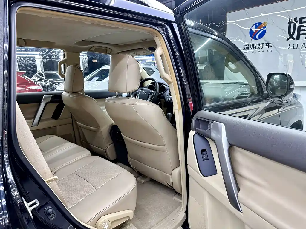 Toyota Prado 2018 — фото 16