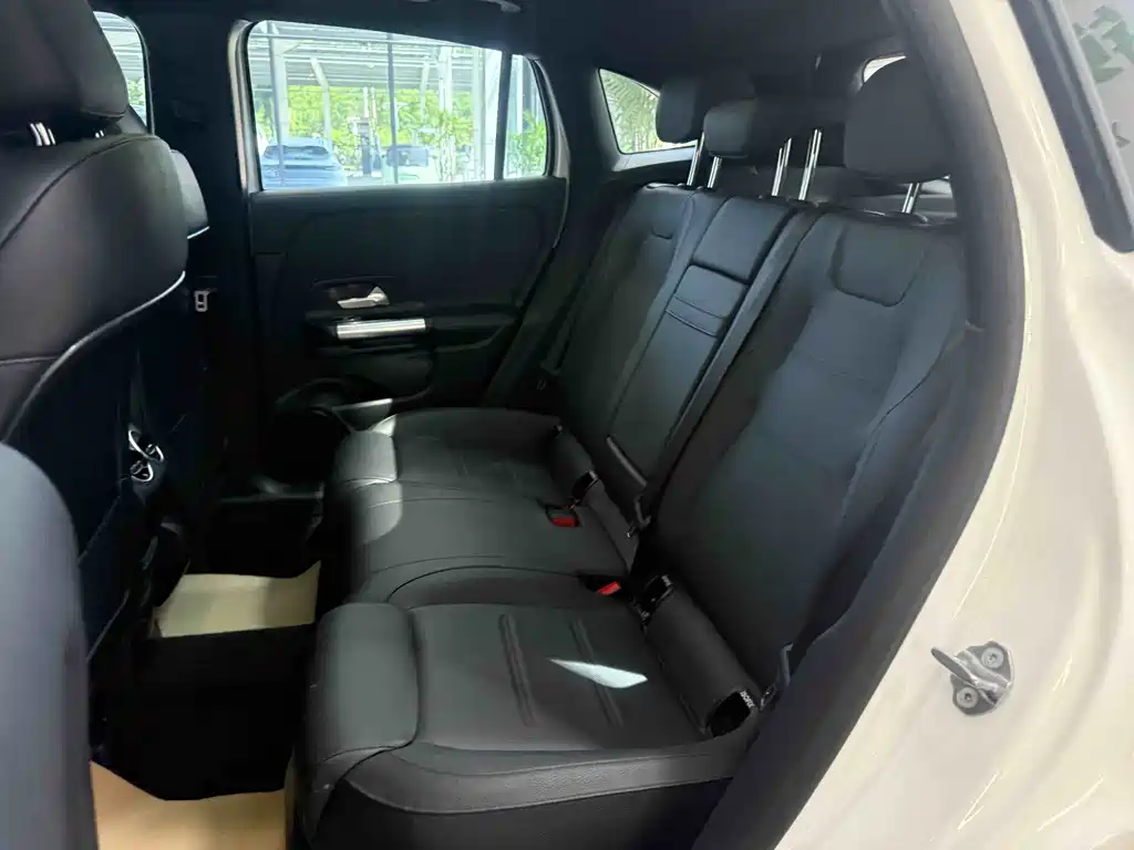 Mercedes-Benz GLA 2022 — фото 10