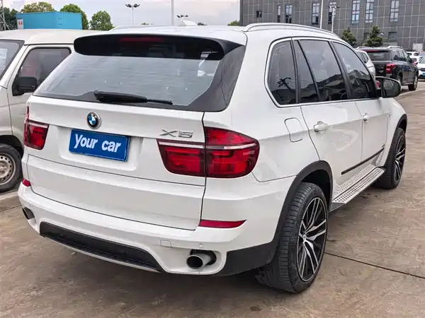 BMW X5 2011