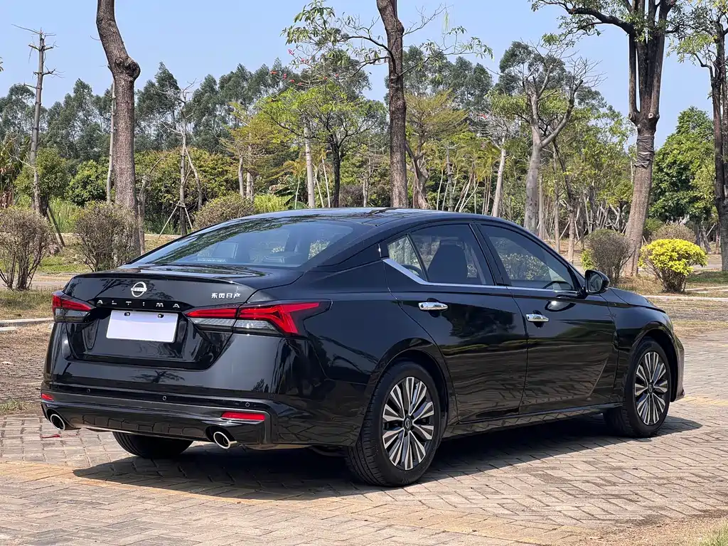 Nissan Teana 2023 — фото 11