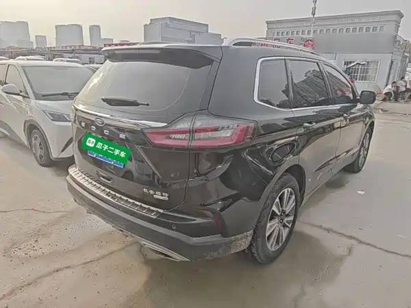Ford Edge 2022