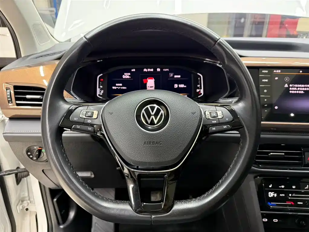 Volkswagen Tharu 2022 — фото 11