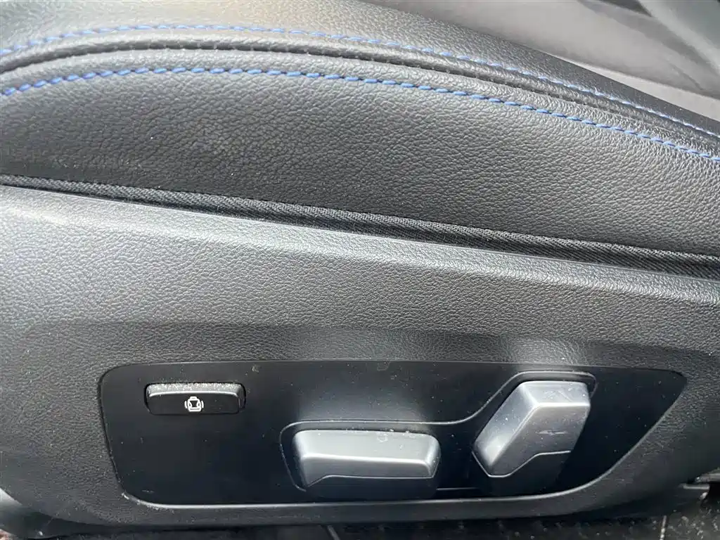 BMW 4 Series 2022 — фото 10
