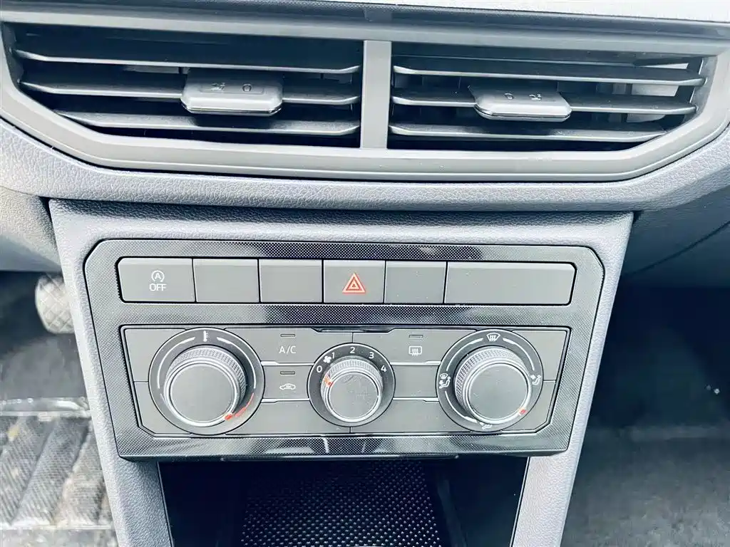 Volkswagen Tharu — фото 16
