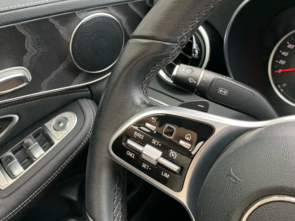 Mercedes-Benz C-Class 2019 — фото 23