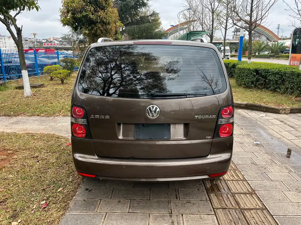 Volkswagen Touran 2013
