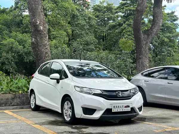 Honda Fit 2015