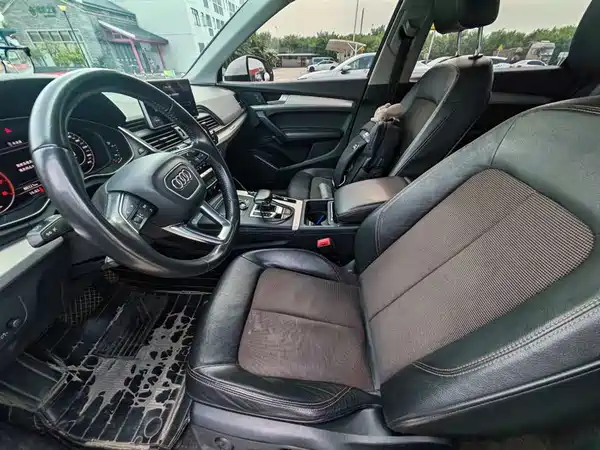Audi Q5L 2019
