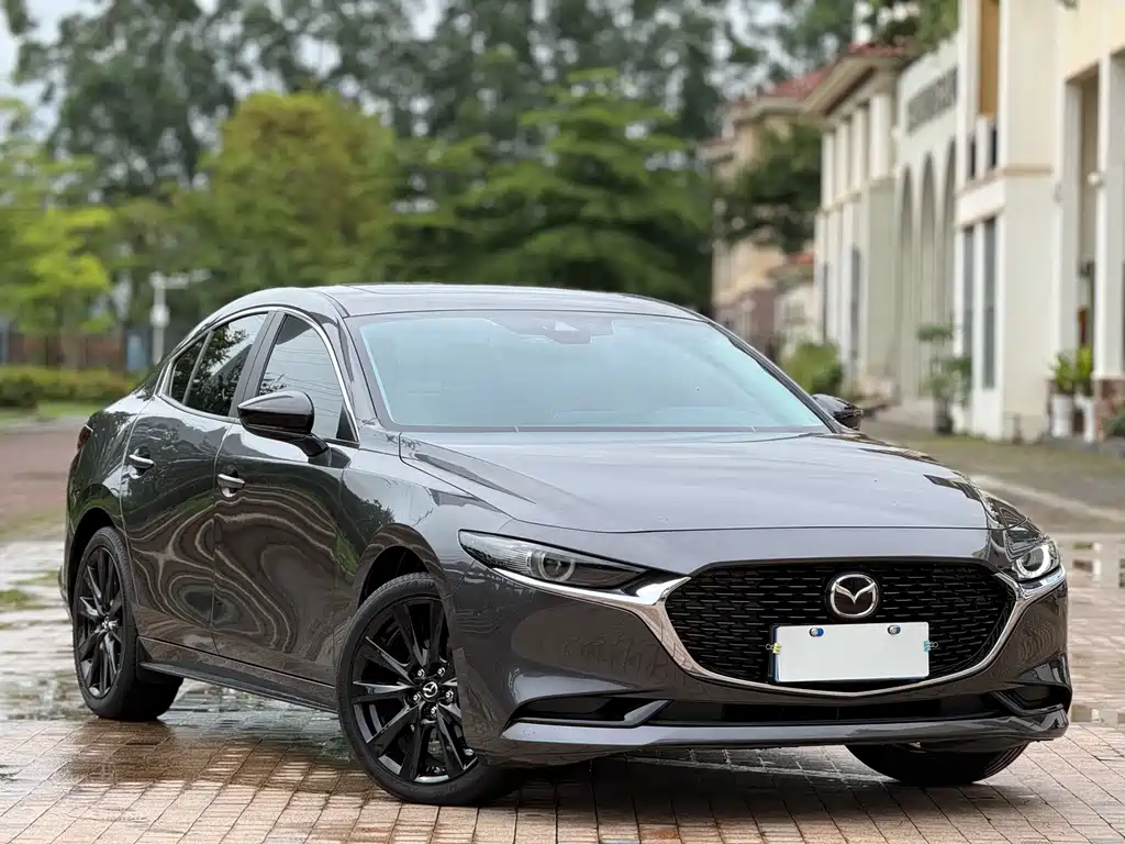 Mazda 3 Axela 2023