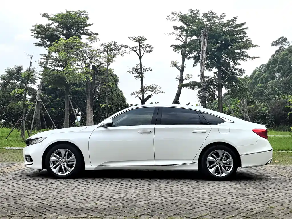 Honda Accord 2019 — фото 4