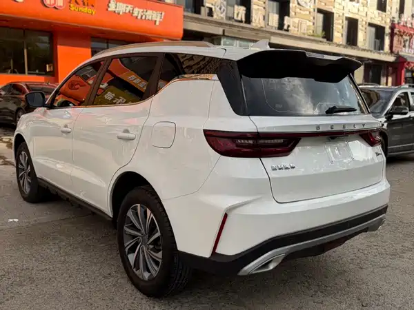 Geely Vision X6 2022