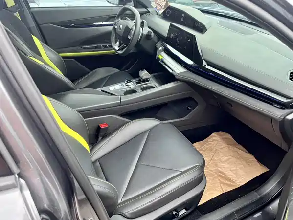 Changan UNI-V 2022