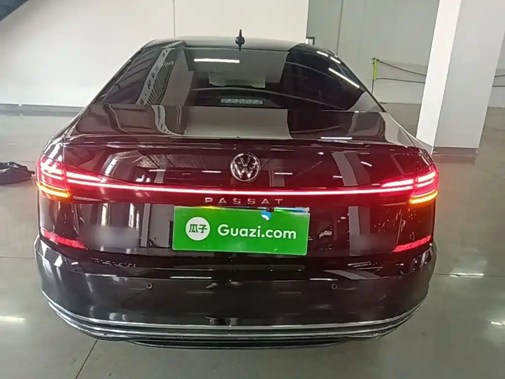 Volkswagen Passat 2024