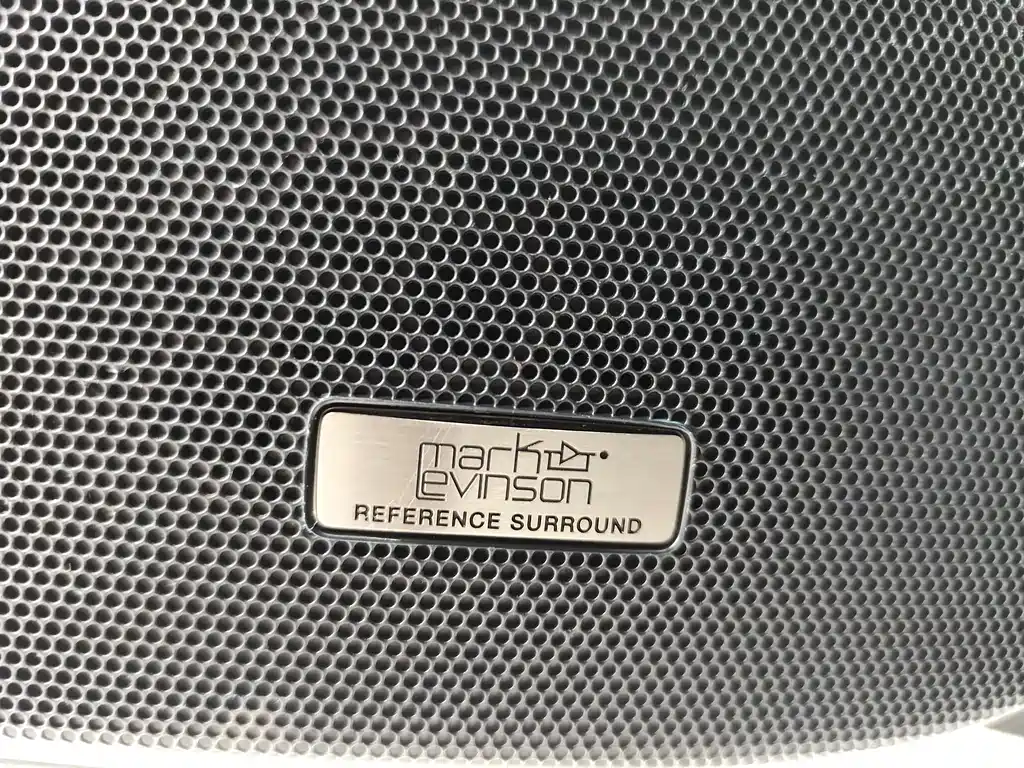 Lexus LX 2017 — фото 17