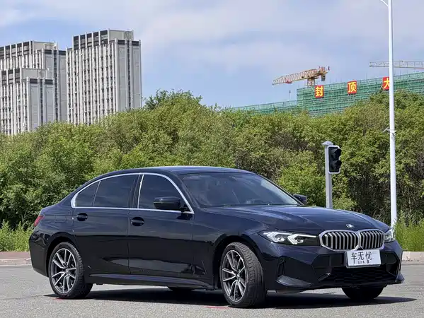 BMW 3 Series 2023