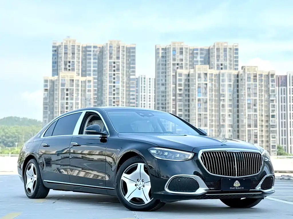 Mercedes-Benz S-Class 2025