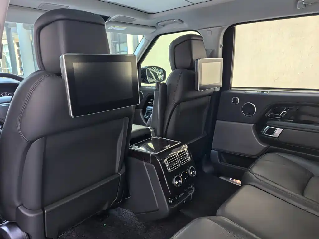 Land Rover Range Rover 2020 — фото 11