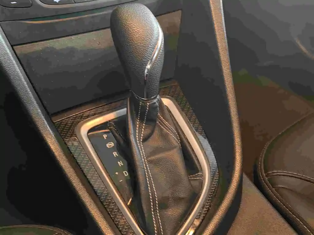 Buick Excelle GT 2017 — фото 11