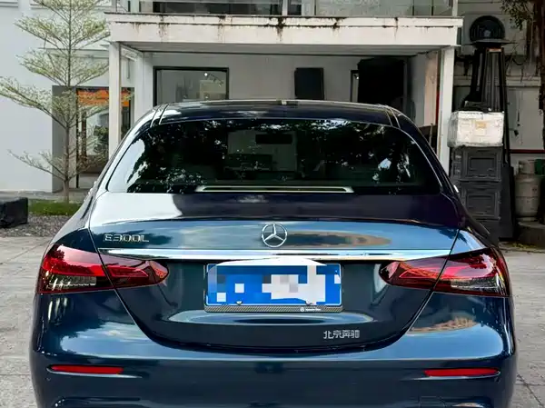 Mercedes-Benz E-Class 2021