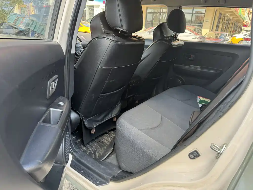 Kia Soul 2015 — фото 6